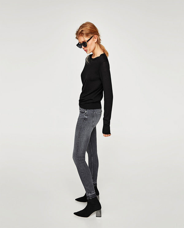 Straightset Lace Leather